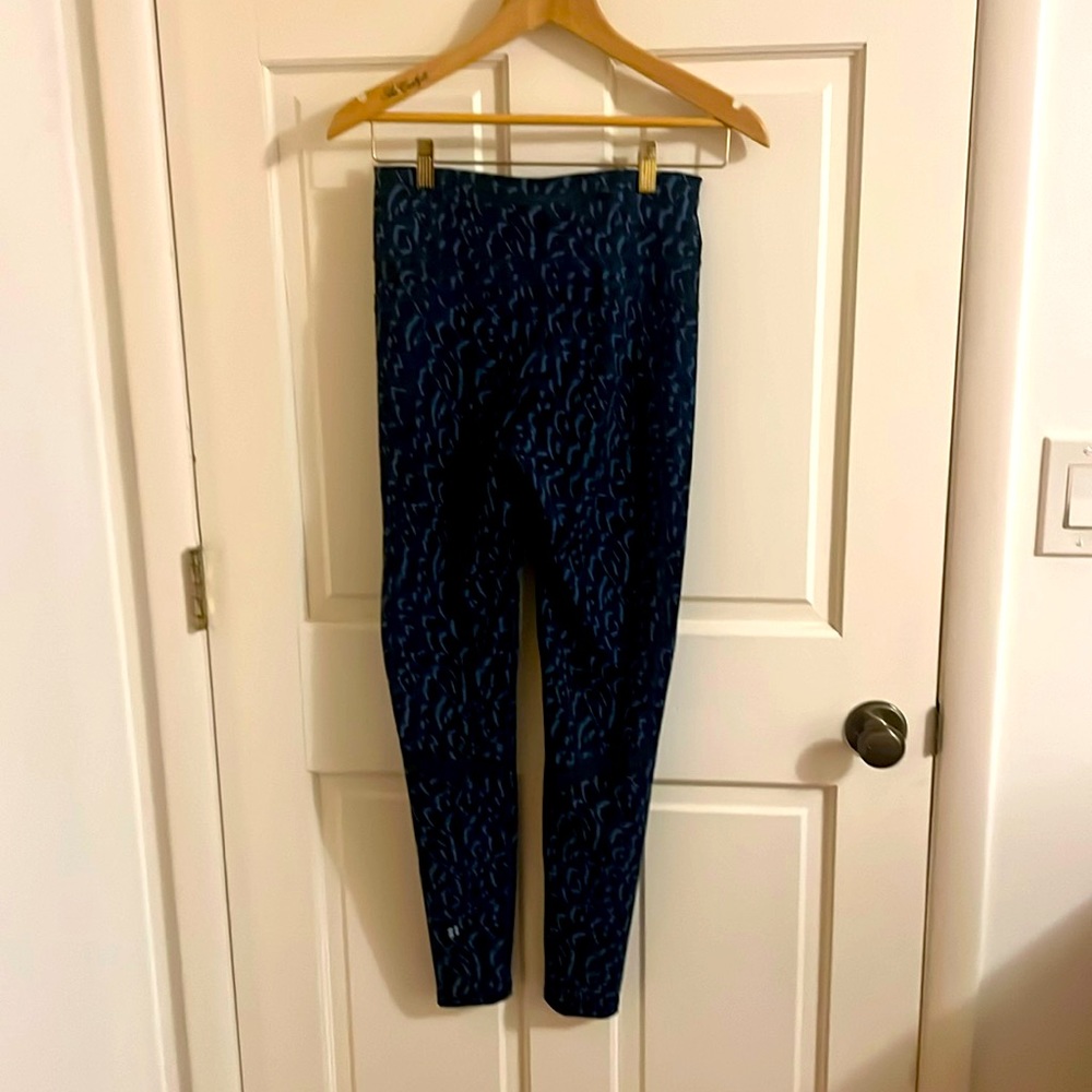 Sweaty betty Leggings- size small but run large